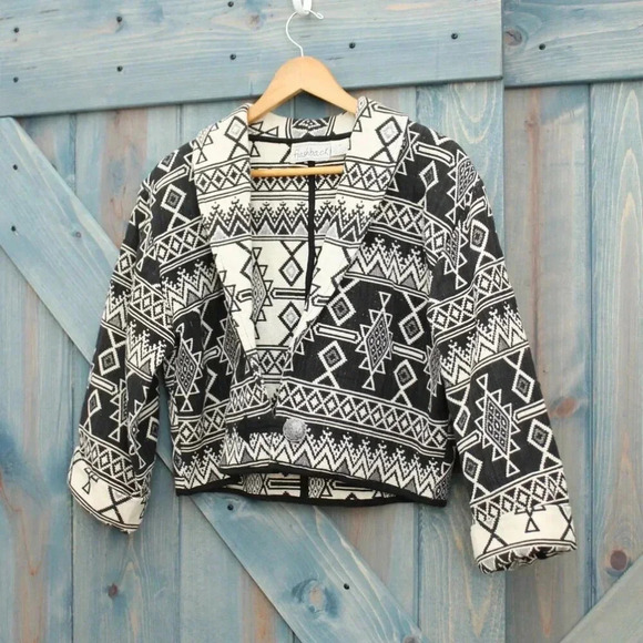 Vintage Flashback Black and White Southwest Tapestry Boho Jacket Bolero Size Med - Picture 6 of 9